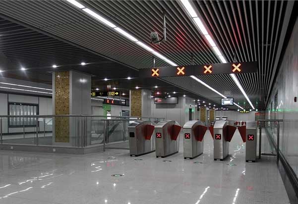 蘇州一號(hào)線通道閘案例 - 中出網(wǎng)-智能出入口與停車(chē)充電門(mén)戶