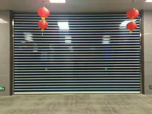 水晶卷簾門(mén) 