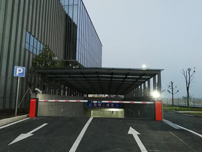中國(guó)化學(xué)工程第六建設(shè)有限公司停車場(chǎng)系統(tǒng)案例 - 中出網(wǎng)-智能出入口門戶