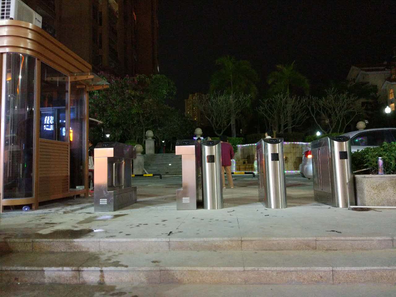 通道閘