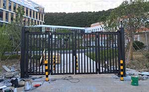 臺州二電廠智能安全伸縮平移門工程案例