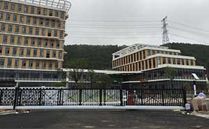 臺州二電廠838 13米智能安全伸縮平移門工程案例