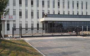 諾威爾（天津）能源裝備股份有限公司智能安全伸縮平移門工程案例