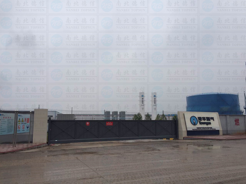 港華燃?xì)?818-LP智能安全伸縮平移門工程案例 - 中出網(wǎng)-智能出入口門戶