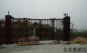 北京旅游區(qū)智能安全伸縮平移門工程案例