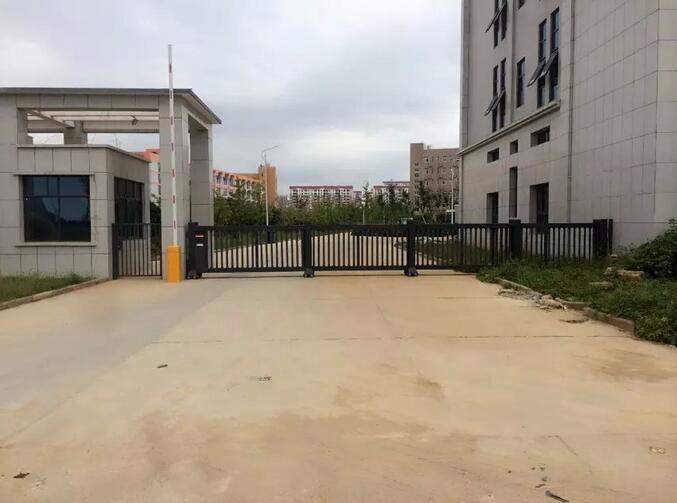湖北意爾康智能安全伸縮平移門工程案例