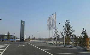 呼和浩特市奔馳4S店三根不銹鋼錐形旗桿案例