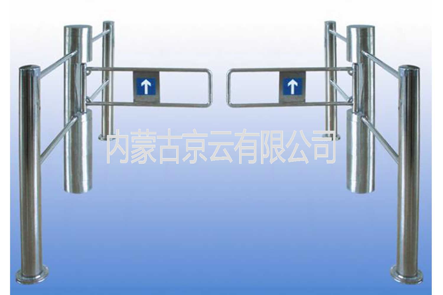 圓柱擺閘帶護(hù)欄