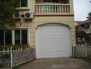 車庫(kù)門