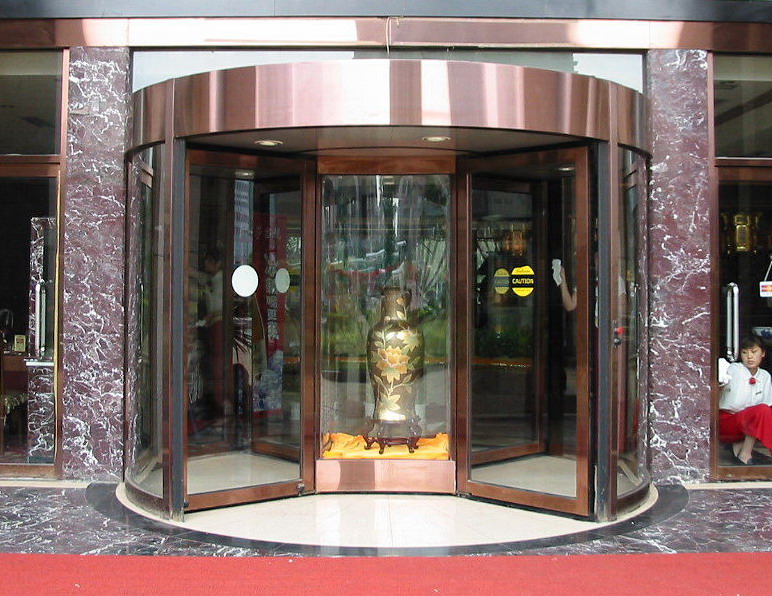 自動門
