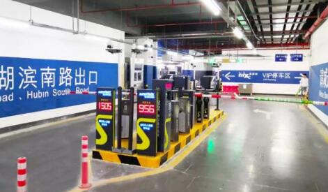 廈門萬象城智慧形象再升級！科拓?zé)o人方案打造鷺島停車至奢體驗(yàn)