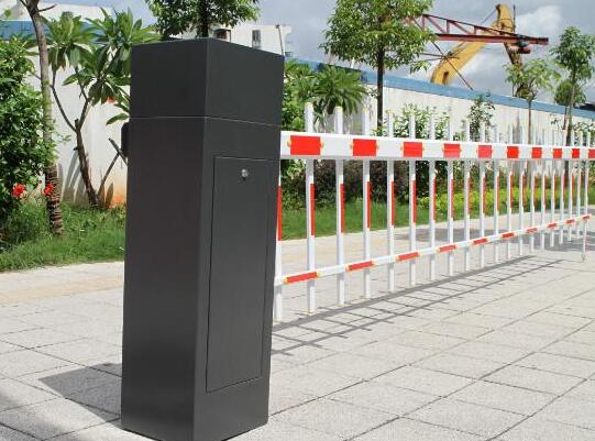 日喀則海亮世紀新城柵欄道閘案例 - 中出網(wǎng)-智能出入口與停車充電門戶