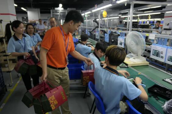 粽情端午丨立林制造中心組織開展送禮盒、包粽子系列活動