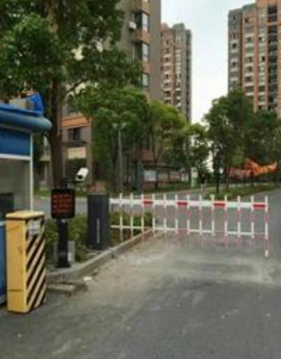 上海浦東新區(qū)海納路星納家園車牌識別系統(tǒng)案例 - 中出網(wǎng)-智能出入口門戶