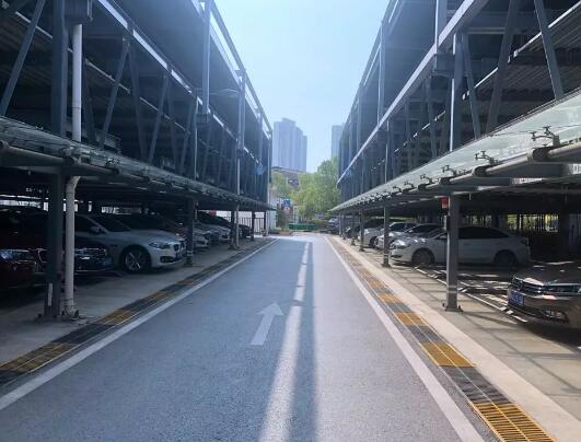 為緩解城區(qū)停車難，南昌立體車庫應(yīng)運而生
